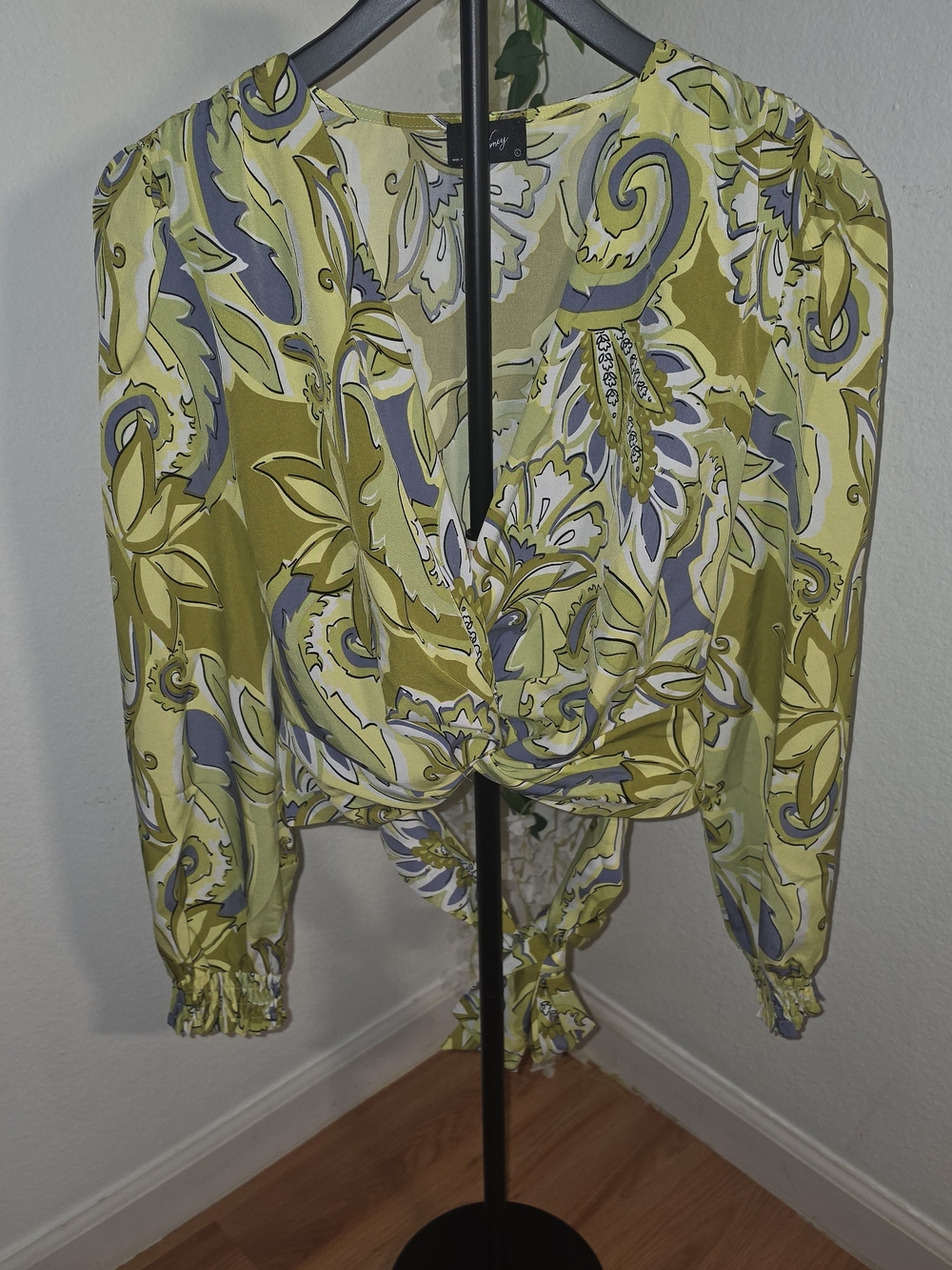 Paisley Tie-Front Crop Top in Olive Green